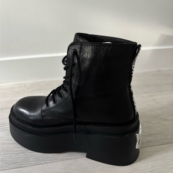 Naked Wolfe Black Platform Ankle Boots - Picture 13 of 15